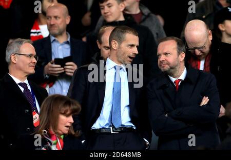 Aleksander Ceferin, président de l'UEFA (au centre), Giorgio Marchetti, secrétaire général adjoint (à gauche) et Ed Woodward, vice-président exécutif de Manchester United Banque D'Images