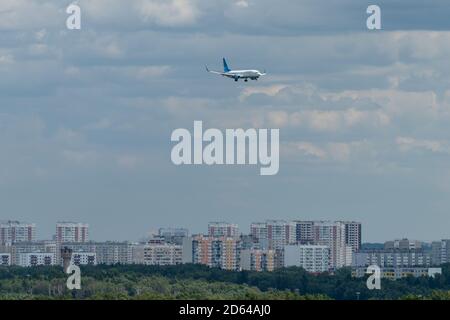 2 Juillet 2019, Moscou, Russie. Avion Boeing 737-800 compagnie aérienne Pobeda à l'aéroport de Vnukovo à Moscou. Banque D'Images