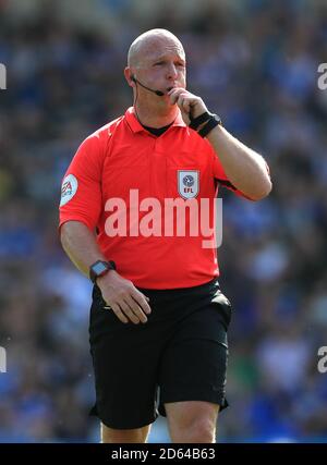 Match arbitre Simon Hooper Banque D'Images