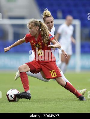 Jarne Teulings en Belgique et Aimee Palmer en Angleterre Banque D'Images