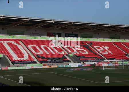 Vue générale du stade de Doncaster's Rovers Keepmoat avant le match Banque D'Images