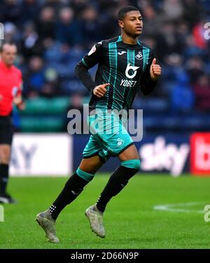 La brasserie Rhian Brewster de Swansea City est en action Banque D'Images