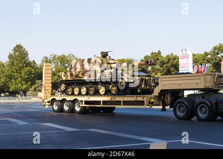 Howitzer automoteur MSTA-S 2S19 152 mm. Exposition de l'Artillerie d'Azerbaïdjan. Bakou - Azerbaïdjan : 18 septembre 2018 Banque D'Images