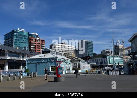 Restaurants par quai, Wellington, Île du Nord, Nouvelle-Zélande Banque D'Images