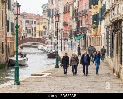 Fondamenta dei Ormesini le long du Rio della Misericordia - Venise, Vénétie, Italie Banque D'Images