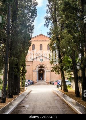 Église bénédictine de Sant'Anselmo all'Aventino - Rome, Italie Banque D'Images