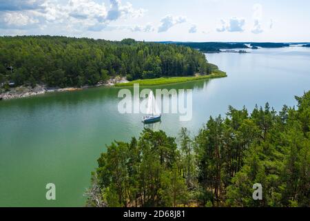 Vue aérienne de la région du sud-ouest de la Finlande où il y a des milliers d'îles, au croisement du golfe de Finlande et du golfe de Bothnia. S Banque D'Images