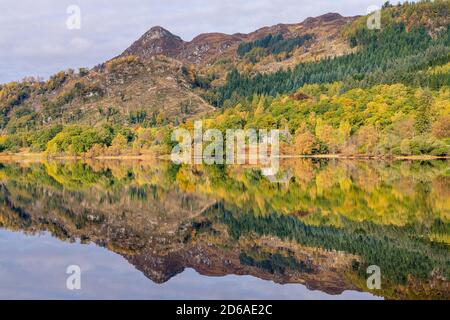 Loch Achray, les Trossachs, Écosse Banque D'Images