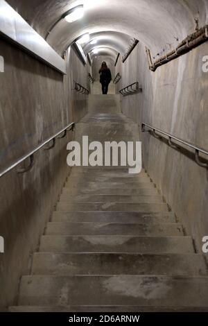 Les escaliers mènent au siège du colonel Rol-Tanguy of Résistance FFI au Musée de la libération de Paris.Paris Musée de la libération.Paris.France Banque D'Images