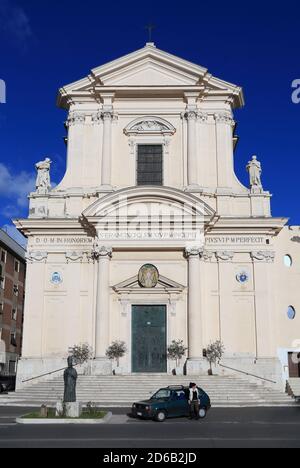 Civitavecchia Cathédrale Saint François d'Assise, Cattedrale Di San Francesco di Assise, Italie Banque D'Images