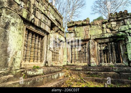 Temple hindou de Prasat Krahom à Koh Ker. Les temples de Koh Ker regroupent des temples célèbres dans le complexe de temples du Xe siècle dans la jungle cambodgienne du nord. Archaeo Banque D'Images