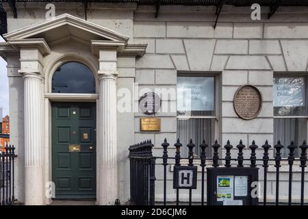 Dublin, Irlande - 10 novembre 2015 : Oscar Wild House à Merrion Square, Université Irish American. Banque D'Images