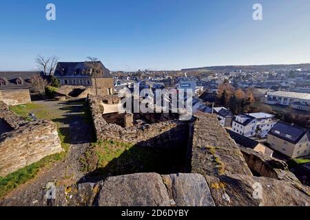 Les ruines du château, Kastellaun, Hunsrück, Rhénanie-Palatinat, Allemagne Banque D'Images