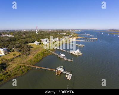 Vue aérienne du phare de Saint Augustine. Cette lumière est un site historique national sur l'île Anastasia à St. Augustine, Floride, États-Unis. Banque D'Images