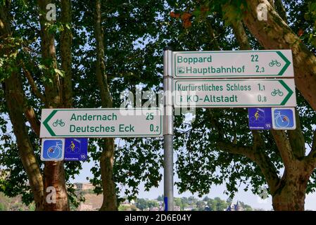 Panneau sur Konrad-Adenauer-Ufer, Koblenz, Rhénanie-Palatinat, Allemagne Banque D'Images