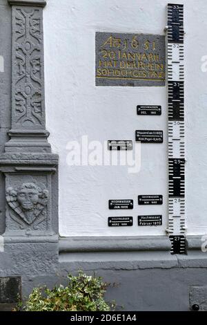 Maison de jauge sur Konrad-Adenauer-Ufer, Koblenz, vallée du Rhin, Rhénanie-Palatinat, Allemagne Banque D'Images