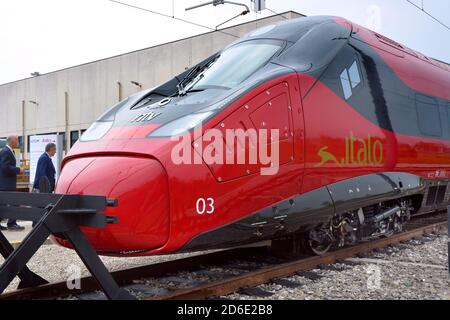 Milan, Italie-10/03/2017- inauguration du nouveau train à grande vitesse de NTV, l'Alstom ETR 675 Italo Evo Banque D'Images