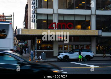 New York / Etats-Unis - octobre 15 2020 : cinémas AMC à East Village Manhattan. AMC est la plus grande chaîne de cinéma américaine Banque D'Images