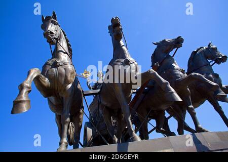 Allemagne, Niedersachsen, Stadt Braunschweig. Braunschweiger Schloss, neue Quadriga. Banque D'Images