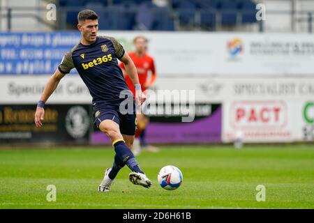 Luton, Royaume-Uni. 17 octobre 2020. Danny Batth (6) de Stoke City lors du match de championnat Sky Bet entre Luton Town et Stoke City à Kenilworth Road, Luton, Angleterre, le 17 octobre 2020. Photo de David Horn/Prime Media Images. Crédit : Prime Media Images/Alamy Live News Banque D'Images