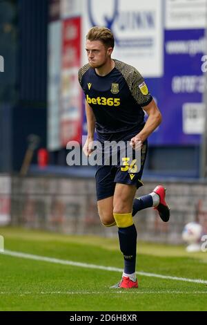 Luton, Royaume-Uni. 17 octobre 2020. Harry Souttar (36) de Stoke City pendant le match de championnat Sky Bet entre Luton Town et Stoke City à Kenilworth Road, Luton, Angleterre, le 17 octobre 2020. Photo de David Horn/Prime Media Images. Crédit : Prime Media Images/Alamy Live News Banque D'Images