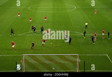 Jake Forster-Caskey, de Charlton Athletic, célèbre le premier but de sa partie lors du match Sky Bet League One à la Valley, Londres. Banque D'Images