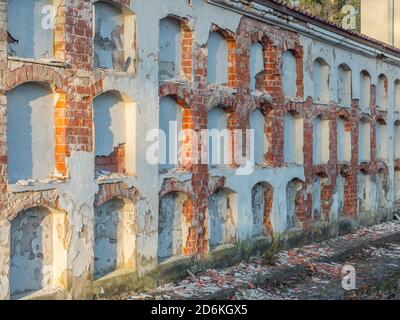 1860, sous le Second Empire, suite, Vilnius, Lituanie - Avril 08, 2018 : cimetière local dans la région de Klaipėda, Europe Banque D'Images