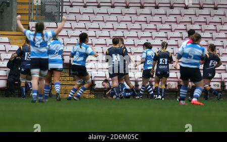 Elissa Jennings, de Darlington Mowden Park Sharks, marque la première tentative de son équipe lors du match FÉMININ ALLIANZ PREMIER 15S entre Darlington Mowden Park Sharks et Worcester Warriors à la Northern Echo Arena de Darlington, le samedi 17 octobre 2020. (Credit: Chris Booth | MI News) Credit: MI News & Sport /Alay Live News Banque D'Images