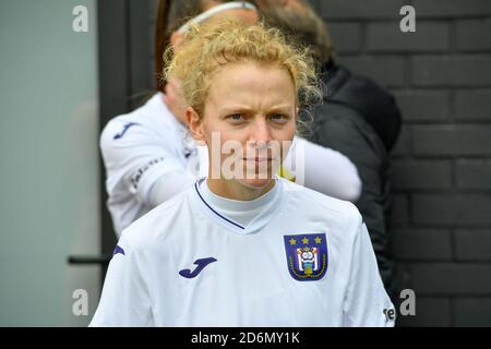 Sint Andries, Belgique. 18 octobre 2020. Charlotte Tison (20 Anderlecht) photographiée avant un match de football féminin entre Club Brugge Dames YLA et RSC Anderlecht Ladies le cinquième jour de match de la saison 2020 - 2021 de la Super League belge Scooore Womens, dimanche 18 octobre 2020 à Bruges, Belgique . PHOTO SPORTPIX.BE | SPP | DAVID CATRY David Catry | Sportpix.be | SPP Credit: SPP Sport Press photo. /Alamy Live News Banque D'Images