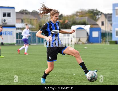 Sint Andries, Belgique. 18 octobre 2020. Marie Minnaert (13 Brugge) photographiée lors d'un match de football féminin entre Club Brugge Dames YLA et RSC Anderlecht Ladies le cinquième jour de la saison 2020 - 2021 de la Super League belge Scooore Womens, dimanche 18 octobre 2020 à Brugge, Belgique . PHOTO SPORTPIX.BE | SPP | DAVID CATRY David Catry | Sportpix.be | SPP Credit: SPP Sport Press photo. /Alamy Live News Banque D'Images