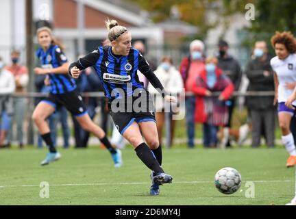 Sint Andries, Belgique. 18 octobre 2020. Pistolets Celien (10 Brugge) photographiés lors d'un match de football féminin entre Club Brugge Dames YLA et RSC Anderlecht Ladies le cinquième jour de la saison 2020 - 2021 de la Super League Belge Scooore Womens, dimanche 18 octobre 2020 à Brugge, Belgique . PHOTO SPORTPIX.BE | SPP | DAVID CATRY David Catry | Sportpix.be | SPP Credit: SPP Sport Press photo. /Alamy Live News Banque D'Images