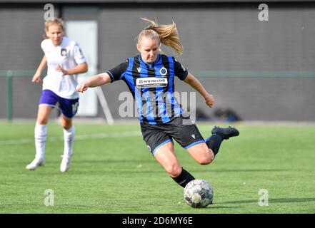 Sint Andries, Belgique. 18 octobre 2020. Elle Decorte (7 Brugge) photographiée lors d'un match de football féminin entre Club Brugge Dames YLA et RSC Anderlecht Ladies le cinquième jour de match de la saison 2020 - 2021 de la Super League belge Scooore Womens, dimanche 18 octobre 2020 à Brugge, Belgique . PHOTO SPORTPIX.BE | SPP | DAVID CATRY David Catry | Sportpix.be | SPP Credit: SPP Sport Press photo. /Alamy Live News Banque D'Images