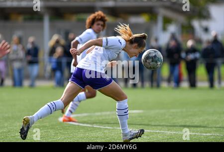 Sint Andries, Belgique. 18 octobre 2020. Tessa Wullaert (27 Anderlecht) photographiée lors d'un match de football féminin entre Club Brugge Dames YLA et RSC Anderlecht Ladies le cinquième jour de match de la saison 2020 - 2021 de la Super League belge Scooore Womens, dimanche 18 octobre 2020 à Bruges, Belgique . PHOTO SPORTPIX.BE | SPP | DAVID CATRY David Catry | Sportpix.be | SPP Credit: SPP Sport Press photo. /Alamy Live News Banque D'Images