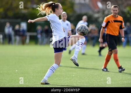 Sint Andries, Belgique. 18 octobre 2020. Tessa Wullaert (27 Anderlecht) photographiée lors d'un match de football féminin entre Club Brugge Dames YLA et RSC Anderlecht Ladies le cinquième jour de match de la saison 2020 - 2021 de la Super League belge Scooore Womens, dimanche 18 octobre 2020 à Bruges, Belgique . PHOTO SPORTPIX.BE | SPP | DAVID CATRY David Catry | Sportpix.be | SPP Credit: SPP Sport Press photo. /Alamy Live News Banque D'Images