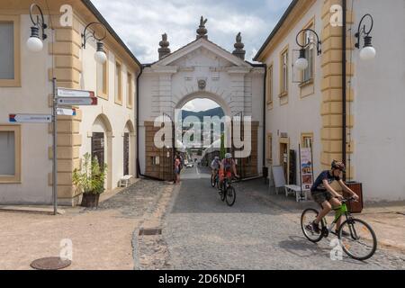 DECIN, RÉPUBLIQUE TCHÈQUE - 20 JUILLET 2020 : cour du château de Tetschen. Banque D'Images