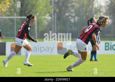 Milan, Italie. 18 octobre 2020. Pendant la série UN match féminin entre les femmes AC Milan et FC Inter femmes Cristiano Mazzi/SPP crédit: SPP Sport presse photo. /Alamy Live News Banque D'Images