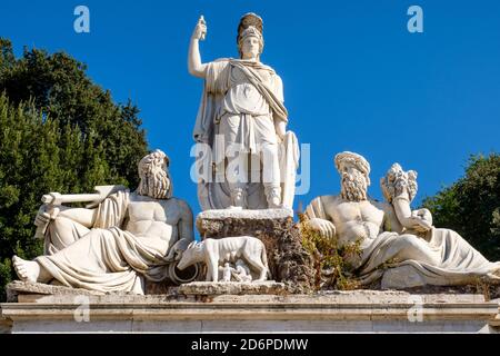 Fontana della Dea Roma, Fontaine de la Déesse Rome, par Giovanni Ceccarini, Piazza del Popolo, Rome, Italie Banque D'Images