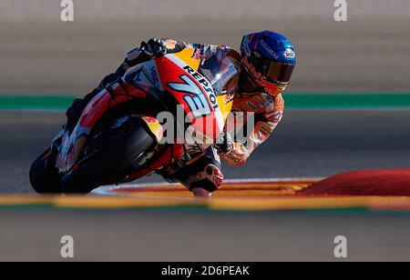 Alcaniz, Espagne. 18 octobre 2020. Alex Marquez, de Repsol Honda, se déplace lors de la course du Grand Prix d'Aragon à Alcaniz, Espagne, le 18 octobre 2020. Crédit: Pablo Morano/Xinhua/Alay Live News Banque D'Images