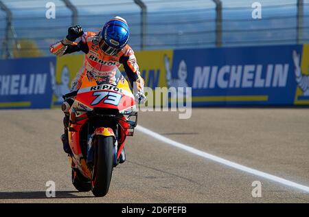 Alcaniz, Espagne. 18 octobre 2020. Alex Marquez, de Repsol Honda, célèbre lors de la course du Grand Prix d'Aragon à Alcaniz, Espagne, le 18 octobre 2020. Crédit: Pablo Morano/Xinhua/Alay Live News Banque D'Images