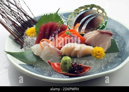 Set de sashimi japonais frais Banque D'Images