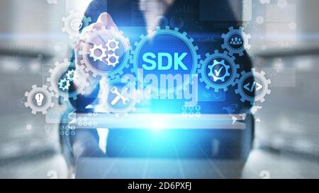 Kit de développement logiciel SDK Technologie des langages de programmation concept sur un écran virtuel Banque D'Images