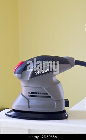 Wickes Electric Palm Sander Power Tool, Royaume-Uni Banque D'Images