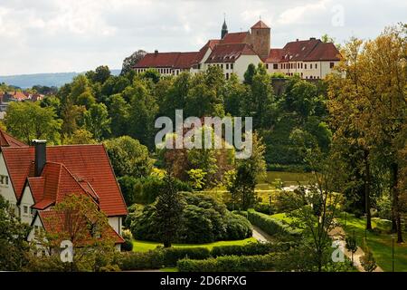 château d'Ibourg et abbaye au-dessus de la ville, Allemagne, Basse-Saxe, Bad Iburg Banque D'Images