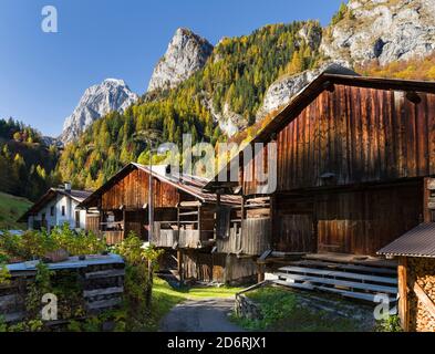 Village Sottoguda, considéré comme l'un des plus beaux et des plus traditionnels villages des Dolomites de la Vénétie. Les Dolomites de la Vénétie sont Banque D'Images