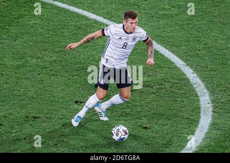 Toni Kroos (Allemagne) court avec le ballon, football Allemagne contre Sussisse Banque D'Images