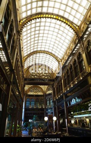 Intérieur, Maison Brudern - Cour de Paris, Budapest, Hongrie, Brudern-haz - Parizsi udvar, Magyarország, Europe Banque D'Images