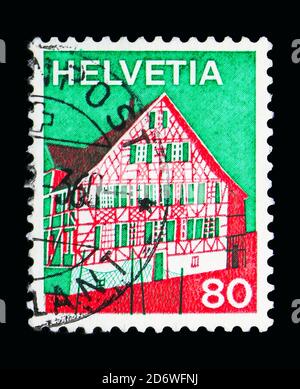 MOSCOU, RUSSIE - 13 MAI 2018 : un timbre imprimé en Suisse montre Ermatingen (Thurgau), série, vers 1973 Banque D'Images