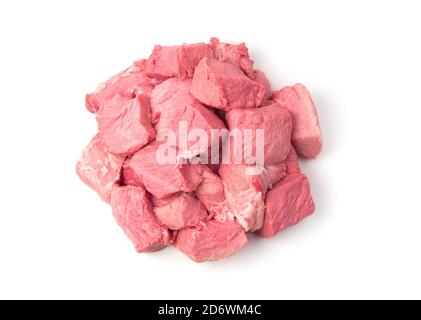 Viande fraîche hachée isolée sur blanc, vue de dessus. Banque D'Images