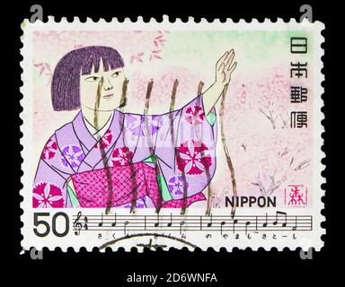 MOSCOU, RUSSIE - 13 MAI 2018 : un timbre imprimé au Japon montre Cherry Blossoms, série de chansons japonaises, vers 1980 Banque D'Images