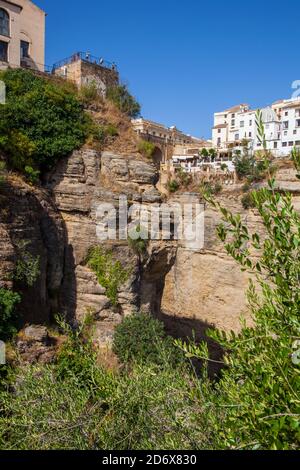 Ronda, un petit village avec des maisons blanches en Andalousie, Espagne. Photo prise – 23 septembre 2020. Banque D'Images